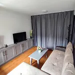 Deluxe In Belvedere With Terrace דירה בנסקו