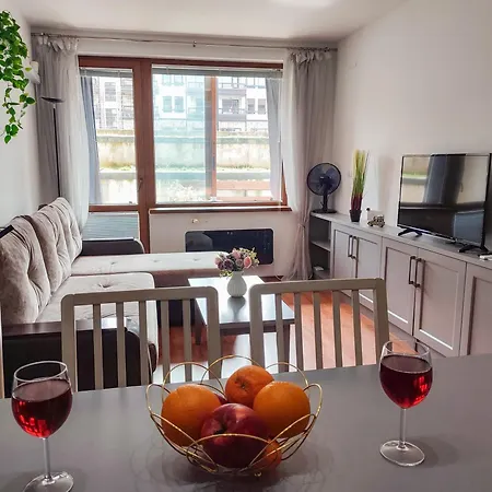 Lägenhet Deluxe In Belvedere With Terrace *